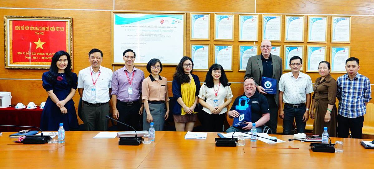 Photo: Bauer Leadership Team Highlights Unique Partnership Program During Vietnam Trip